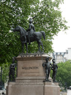 Hyde Park Corner and Wellington Arch area